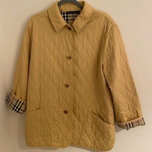 Authentic Burberry Jacket 🧥
